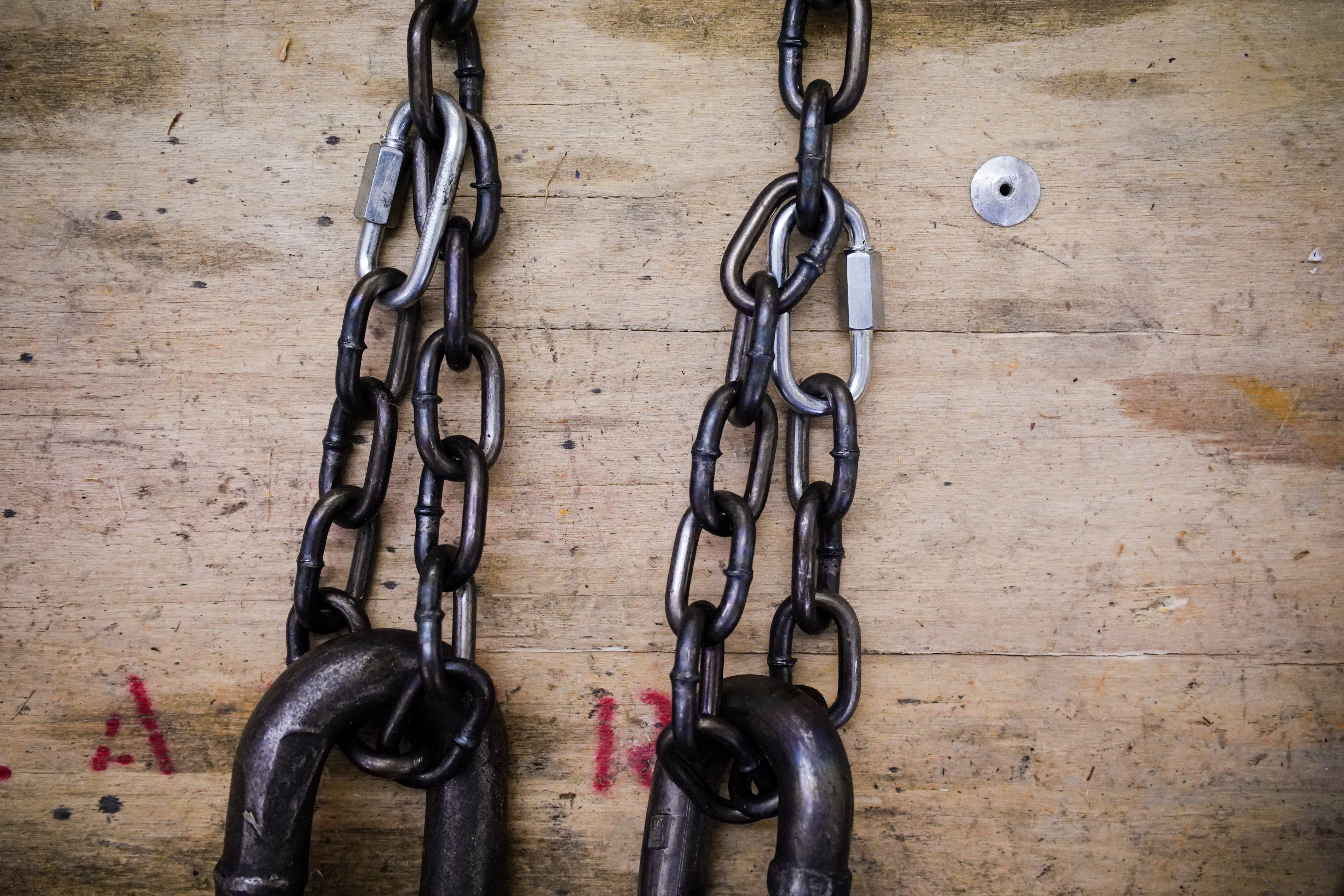 5/8" x 5' Lifting Chain Set